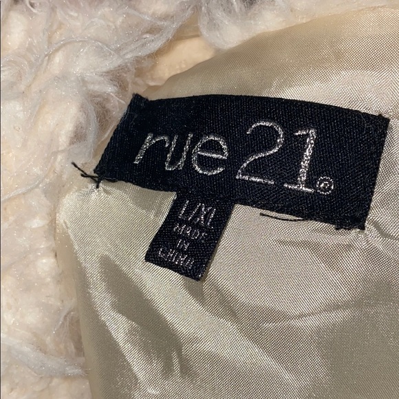 Puffy jacket - Picture 2 of 4